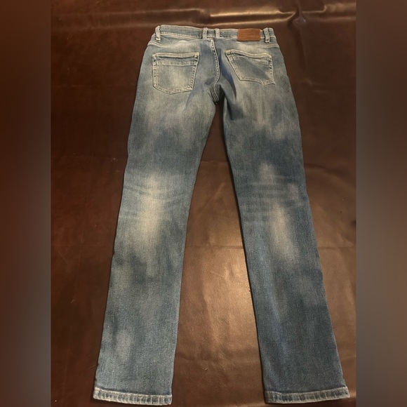 Zara jeans - Picture 7 of 8